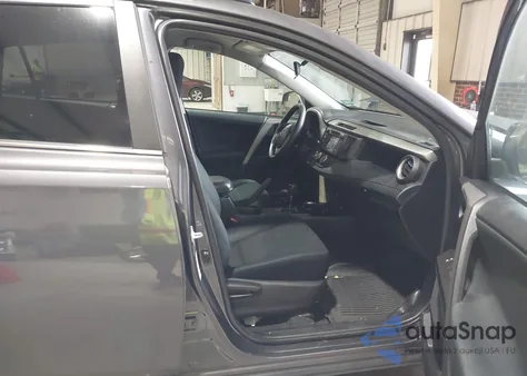 2018 Toyota Rav4 Le из США, поврежденный, VIN 2T3BFREV0JW746431